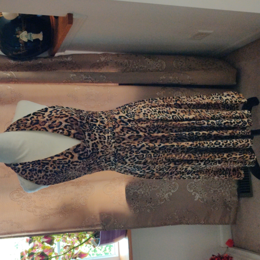 Leopard print halter dress size small